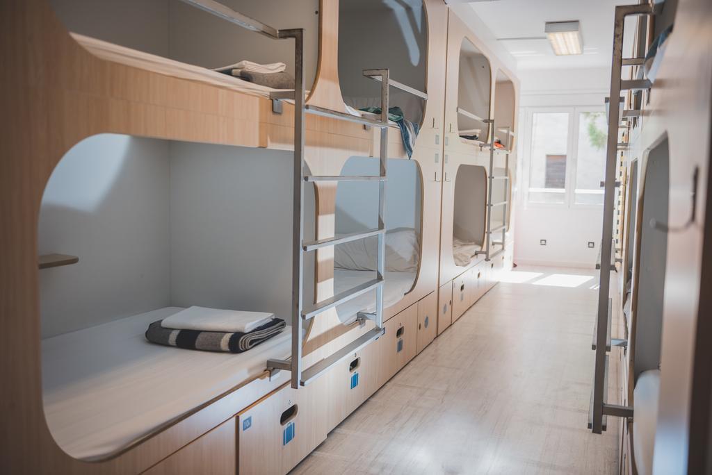 Bett im gemischten Schlafsaal mit 16 Betten