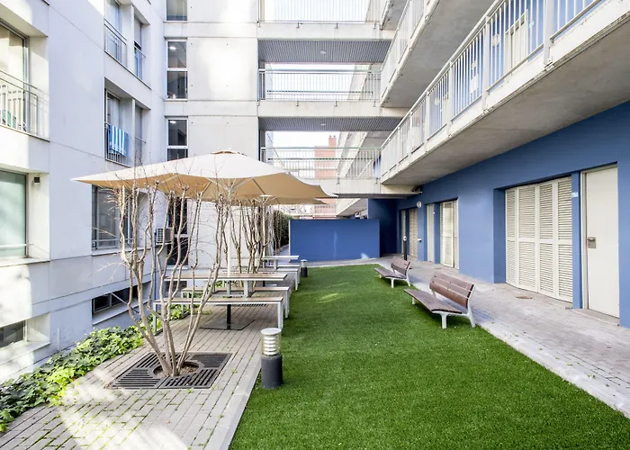 Residencia Universitaria Resa Campus Del Mar Barcelona