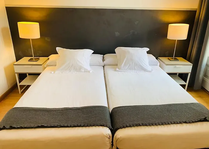 Super Balmes Guest House Barcelona